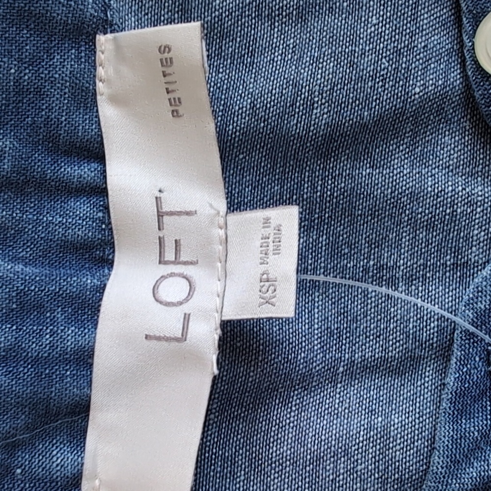 LOFT Chambray Petite Button Front Flutter Sleeve … - image 2